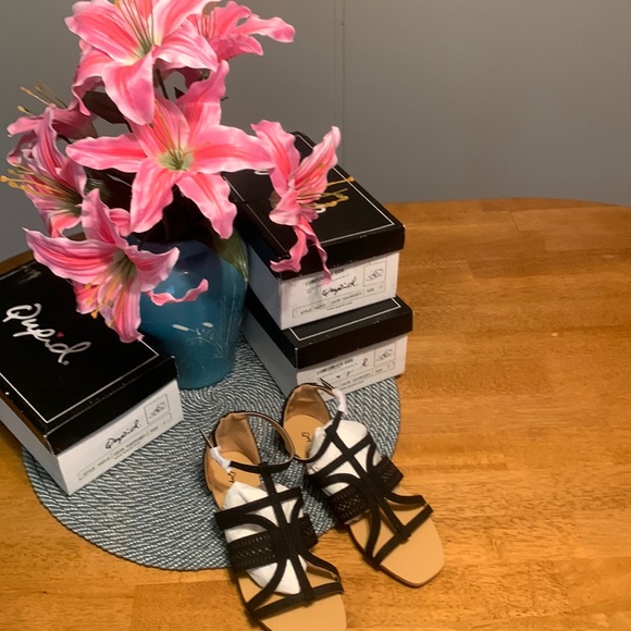 Qupid Black Lizard Suede Sz 7 Sandals ~ NIB - Picture 2 of 8